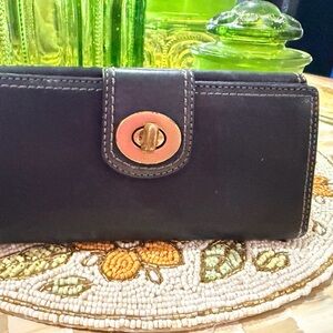 Coach Black Leather Wallet with Gold Clasp pink inside